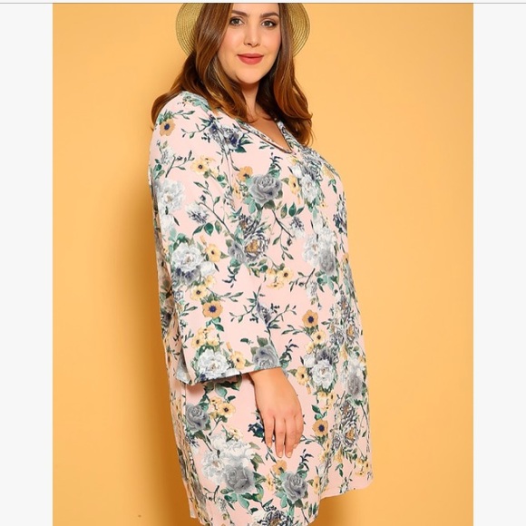 Long sleeve floral plus size dress - Picture 4 of 4